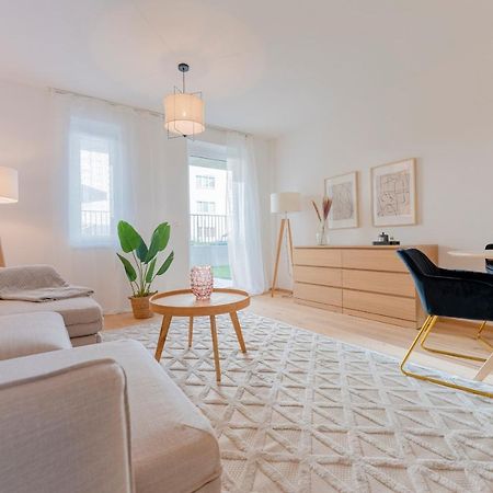 Garden.Lounge Krems Am Steinertor Apartment Bagian luar foto