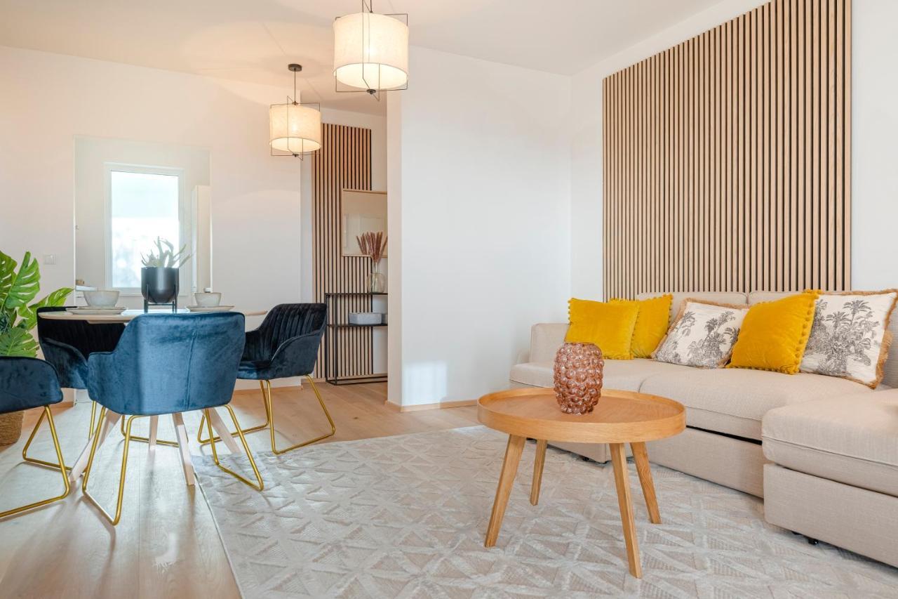 Garden.Lounge Krems Am Steinertor Apartment Bagian luar foto